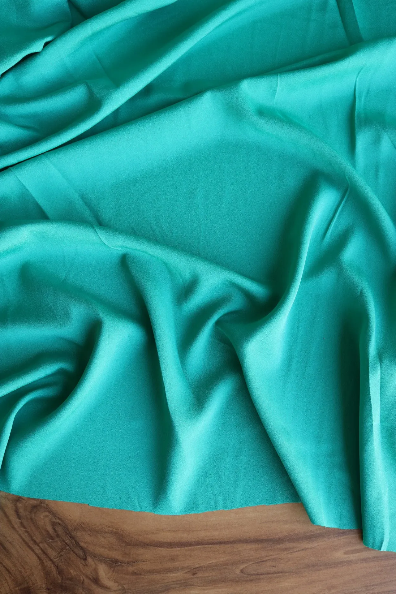 1YD 2IN REMNANT; Jade Crepe De Chine