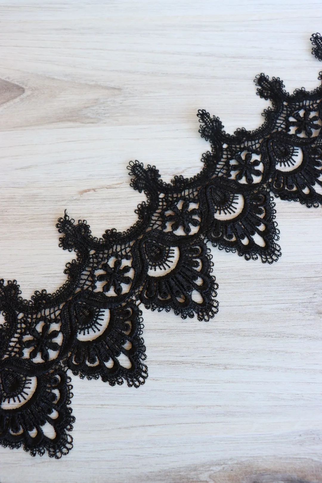 Black 5" Wide Venice Lace