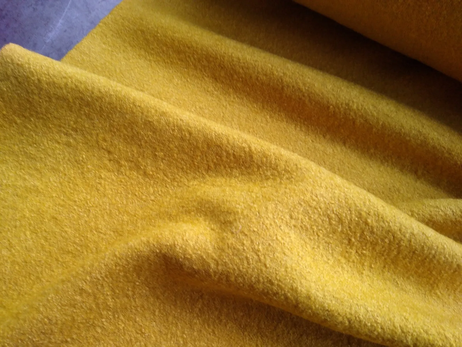 Boiled Wool Viscose / Sunflower