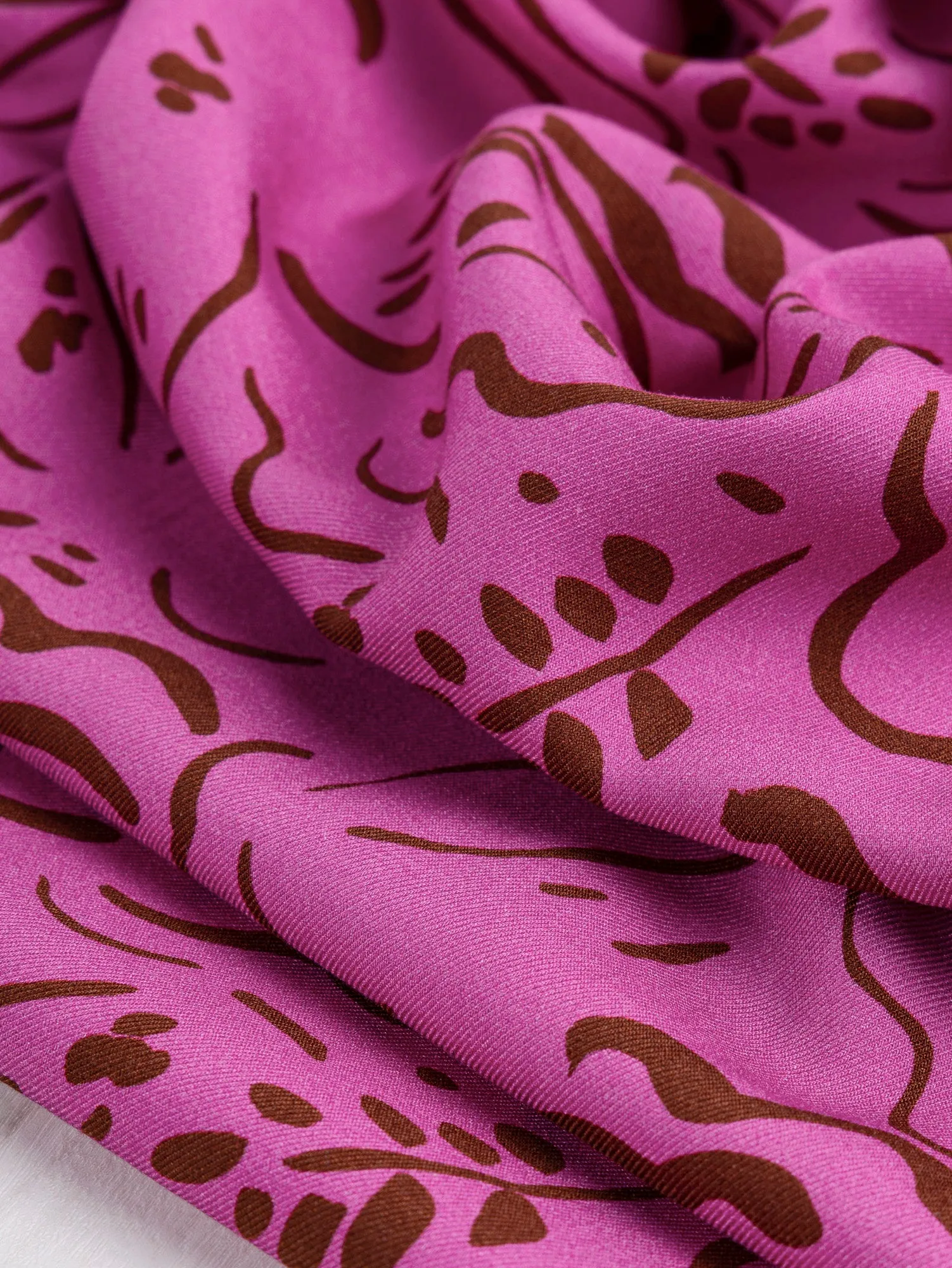 Brushstroke Leafy Face Viscose Twill - Fuchsia   Mocha - Swatch