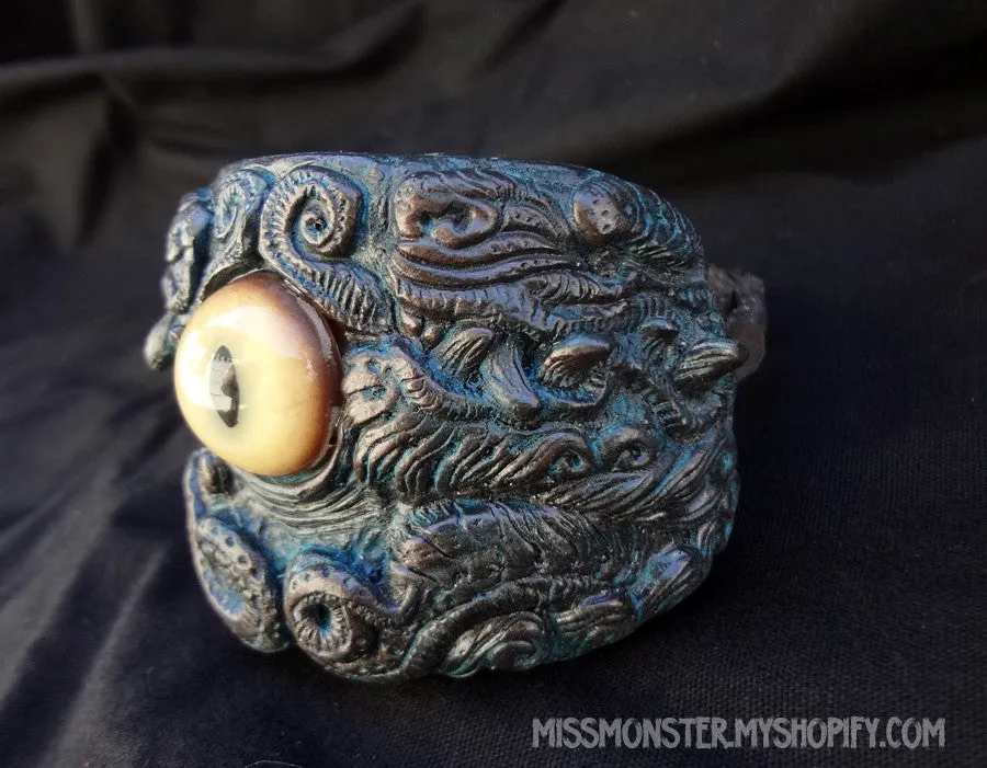 CAST RESIN CREATURE CUFF