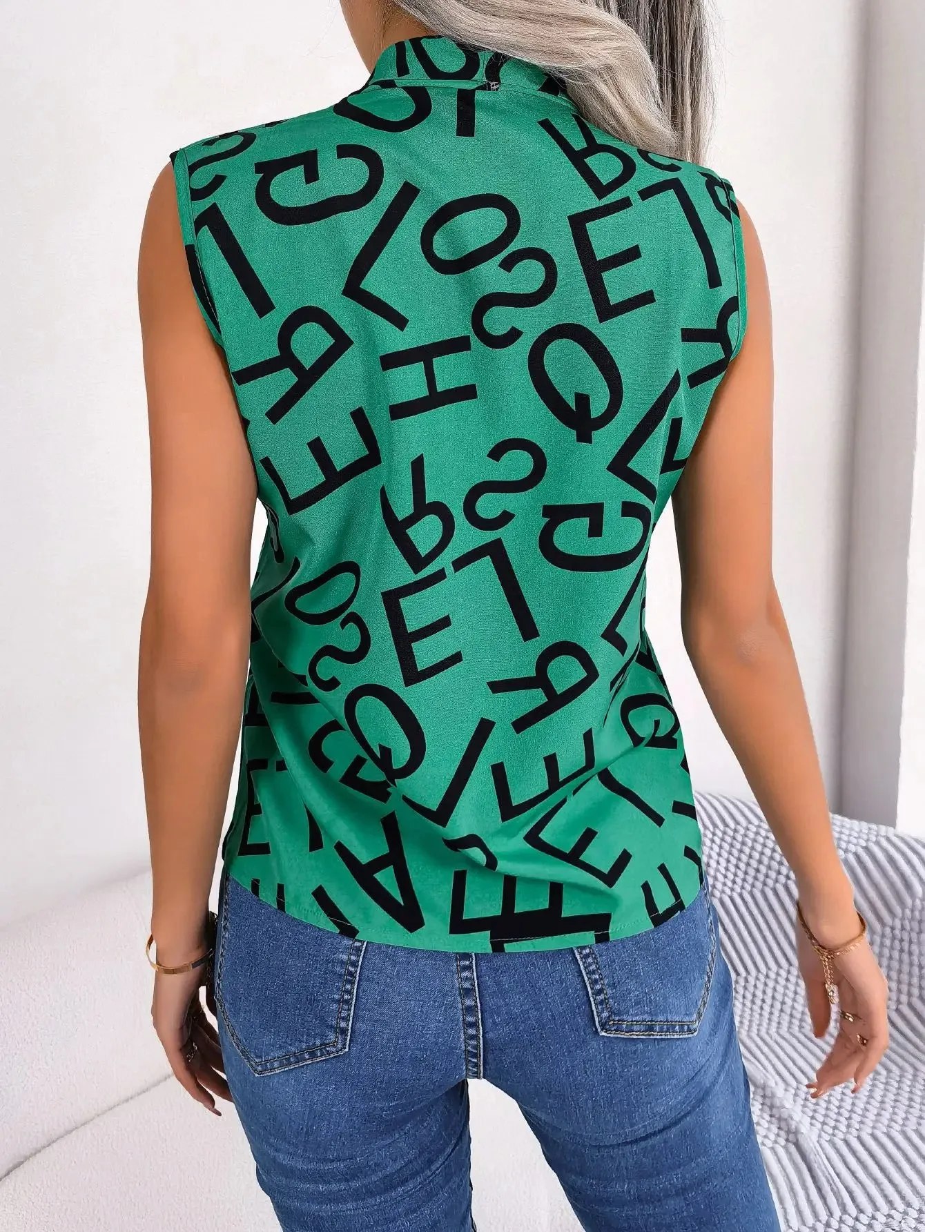 Casual Letter Print V Neck Sleeveless Chiffon Blouse