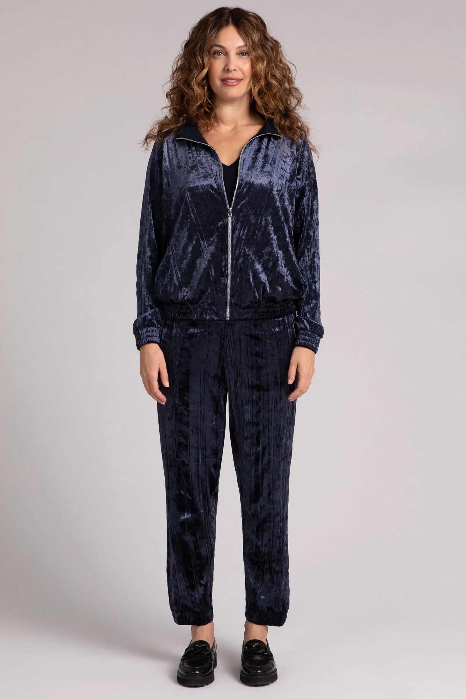 Crinkle Velvet Zip Front Warm Up | Navy