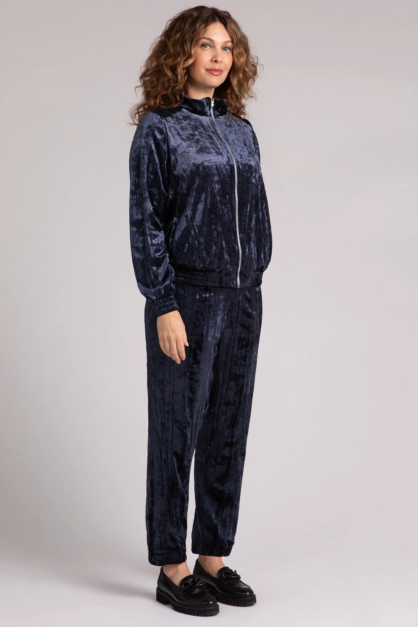 Crinkle Velvet Zip Front Warm Up | Navy