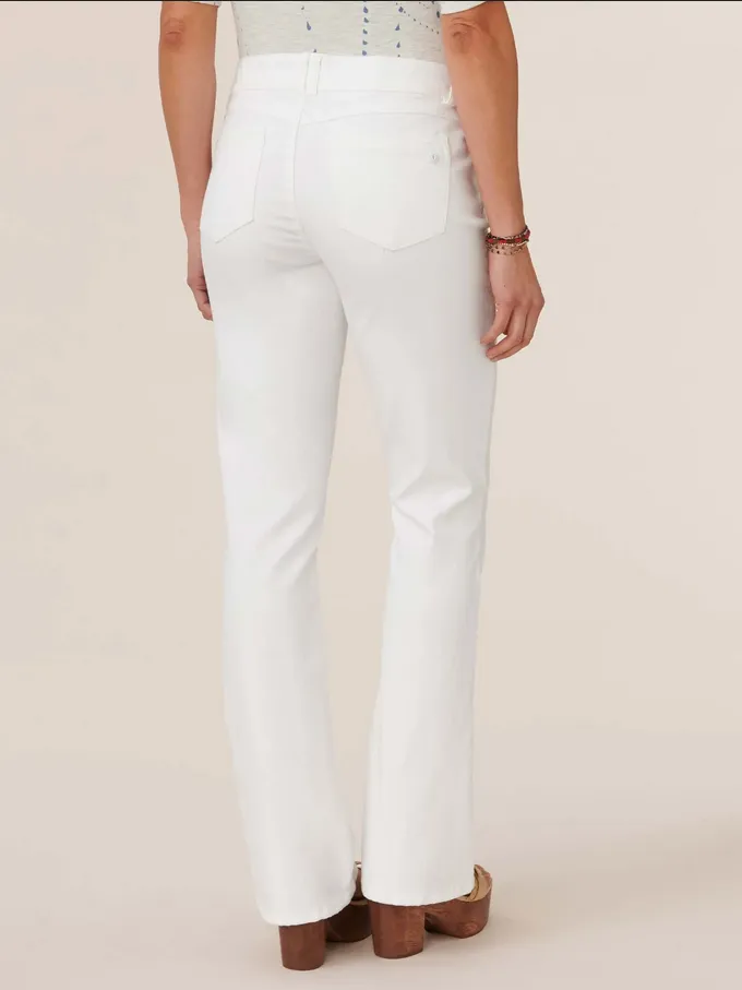 Democracy "Ab"solution® Itty Bitty Boot White Jeans