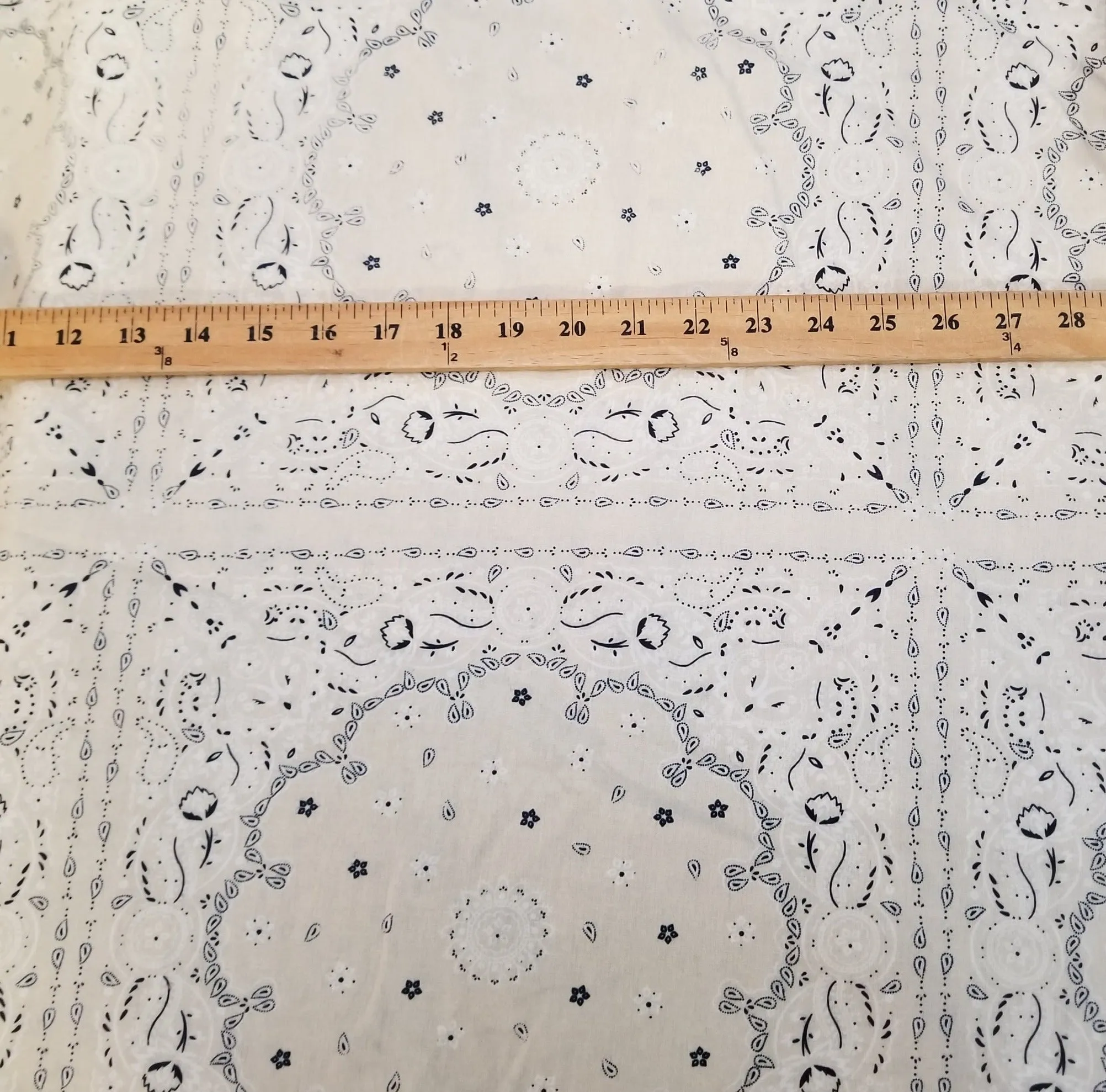 End of Bolt: 1-1/4th yards of Cotton Linen Deadstock Bandana Cream Beige and Navy Woven- Remnant