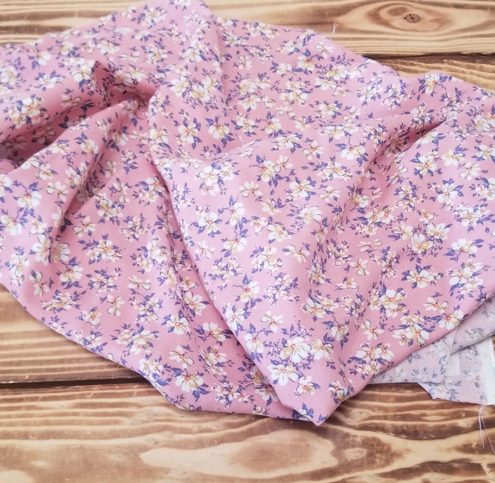 End of Bolt: 3.5 yards of Designer Deadstock Cottage Small Floral Pink Rayon Challis Woven- remnant