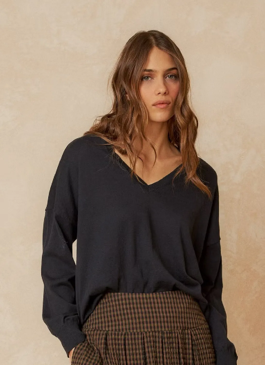 Indi & Cold Sophie Cotton V-Neck Sweater