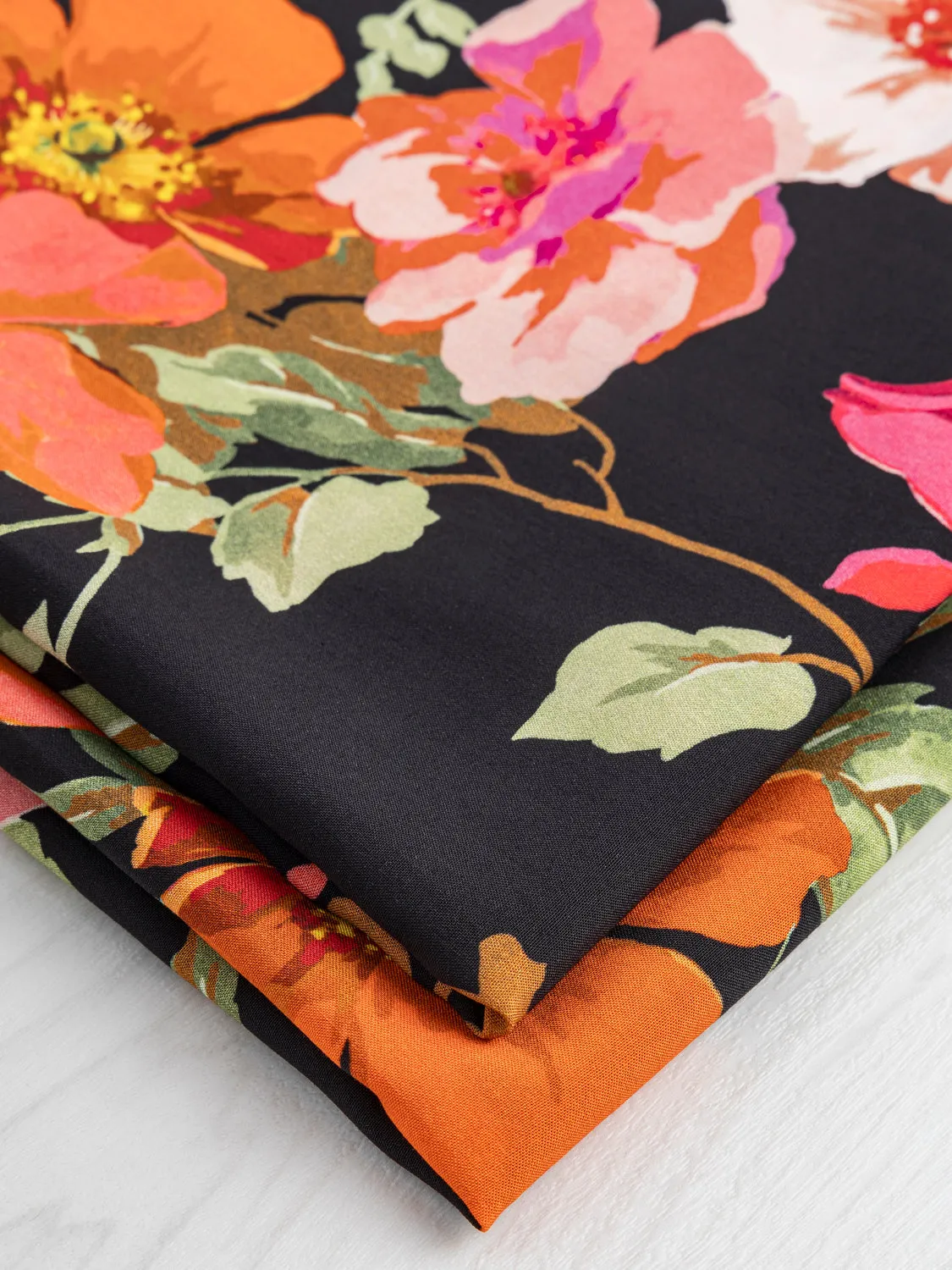 Large Poppy Floral Print Viscose Challis - Black   Red   Orange - Swatch