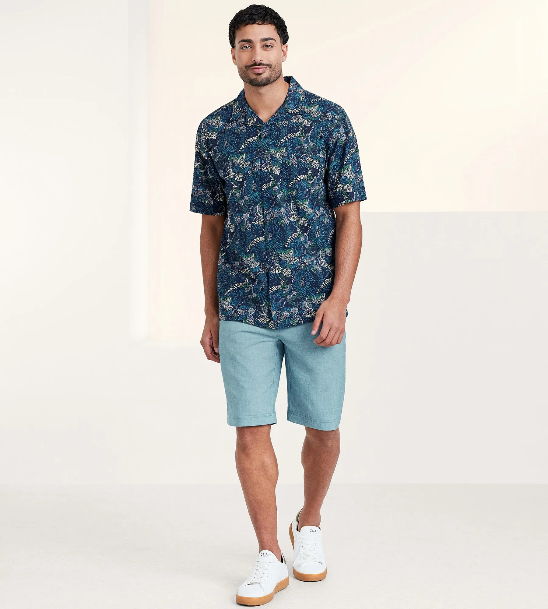 Modern Fit Printed Short Sleeve Resort Sport Shirt