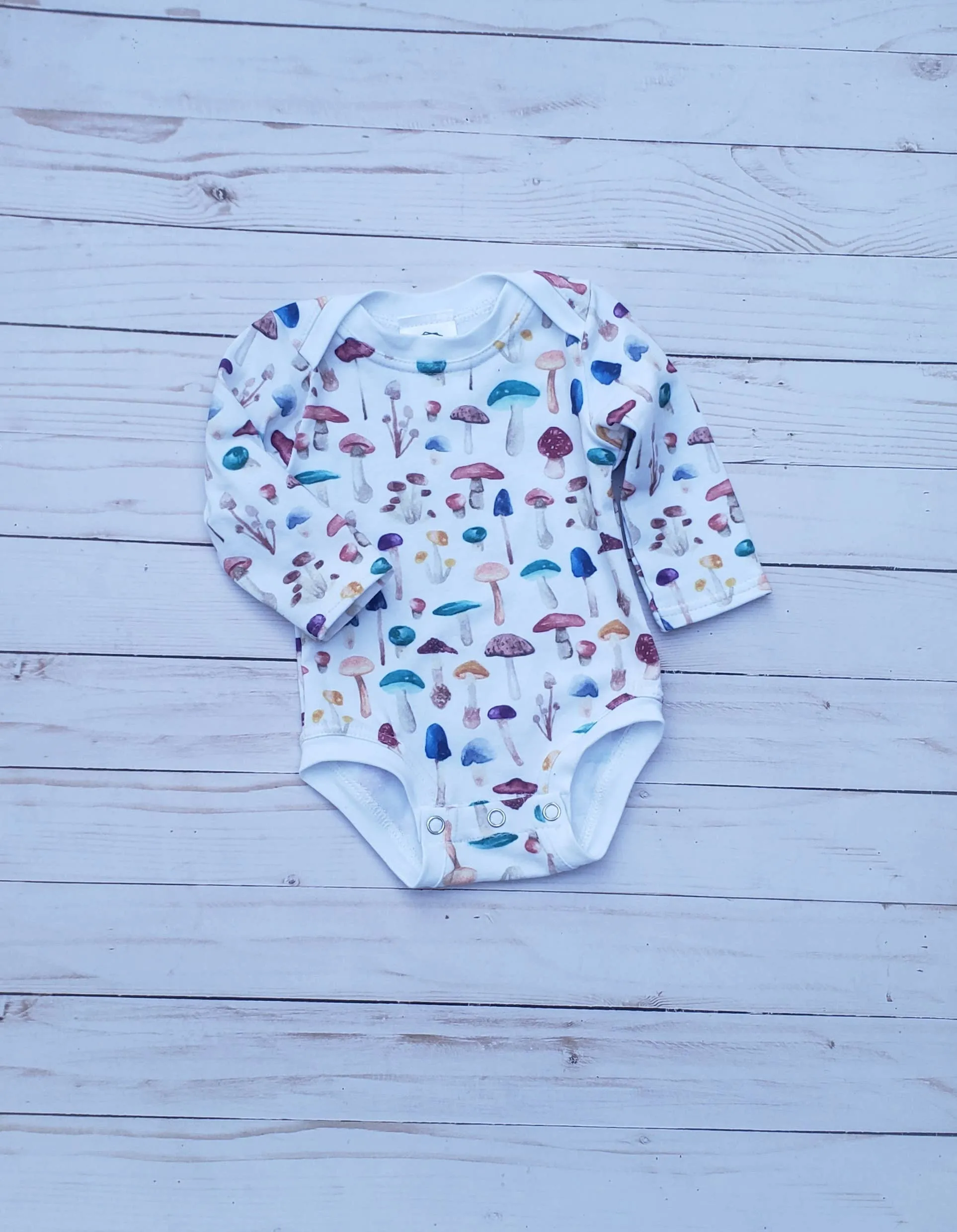 Mushroom bodysuit, infant clothing, infant bodysuit: 12-18 month