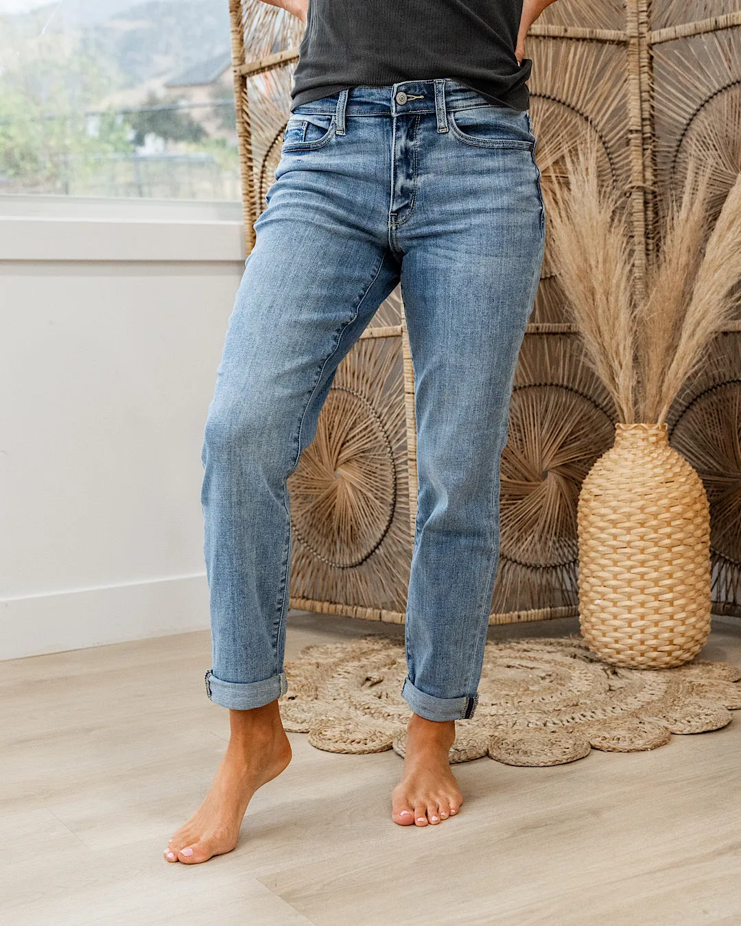 NEW! Judy Blue Evalina Roll Hem Boyfriend Jeans