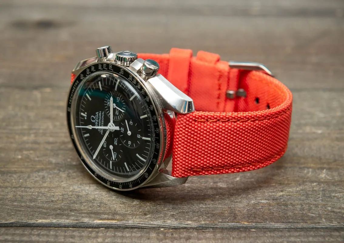 Sailcloth waterproof watch strap.