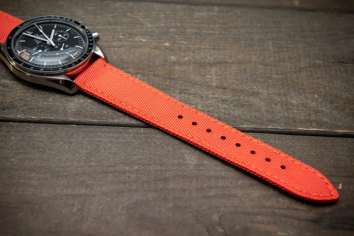 Sailcloth waterproof watch strap.